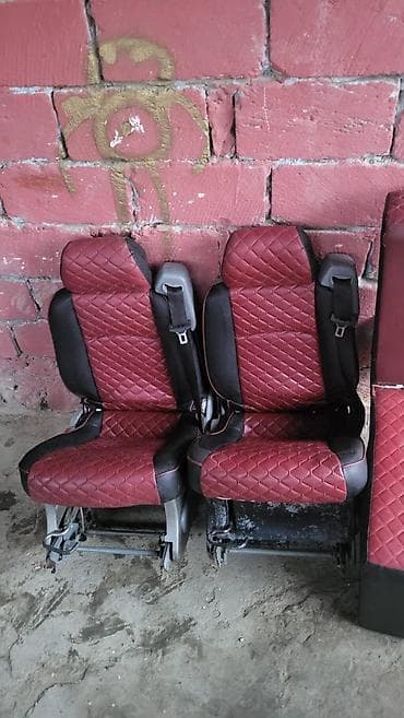 5 1 ford transit: 4eded Mercedes vito oturacaqlari ayaqalti ve komekci oturacaq birlikde — 2