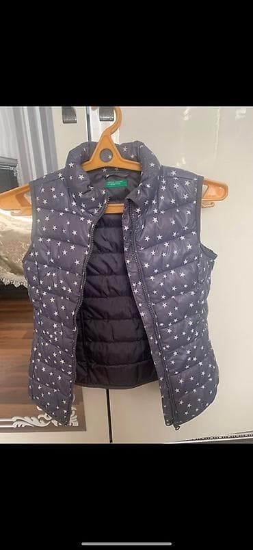 hicablı geyim: Jilet, Benetton, rəng - Boz — 1