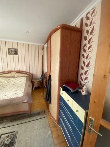 6 mkr: 120 kv. m, 3 otaqlı, Kombi, Qaz, İşıq — 6