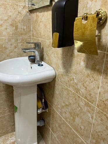 obyek: İnşaatçılar metrosunun yaxınlığında sahəsiobyekt salon icarəyə — 7