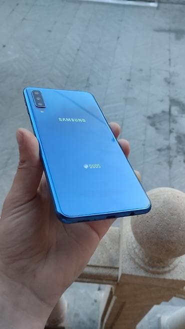 Samsung Galaxy A7 2018, 64 GB, rəng - Mavi, İki sim kartlı
