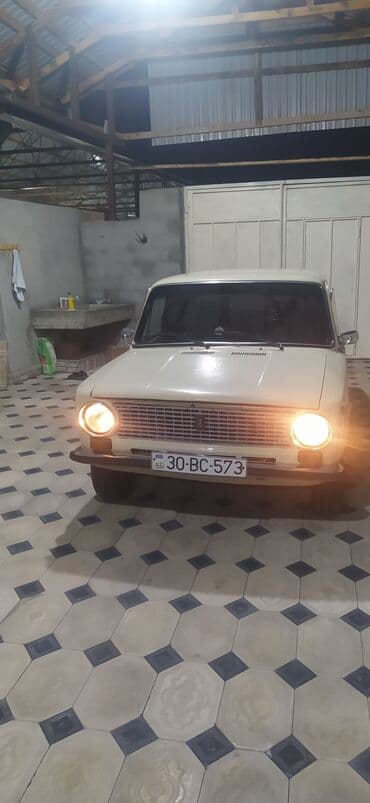 VAZ (LADA) 2101: 1.3 l | 1976 il 6852 km Sedan