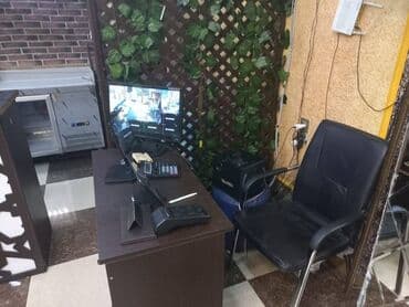 arenda kafelər: Həzi Aslanov metrosuna yaxın yerləşən ümumi sahəsi 80 kv,m olan — 14