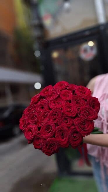 dua gülü: Ən ucuz rozalar bizdə
1 ədəd roza 2 azn — 6