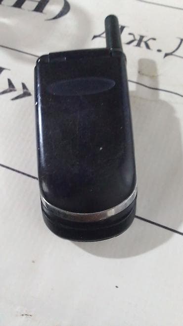 philips xenium 9@9u: Motorola rəng - Qara, Düyməli — 3