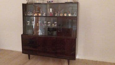 qara toyuq yumurtasi cadu: Açılan, 3 qapılı Düz dolab, Servant — 2