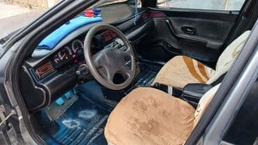 vaz 21011 ucuz qiymete: Samand sedan – benzinli, ön ötürücülü. Gümüşü rəng.nömrə nişanı — 11