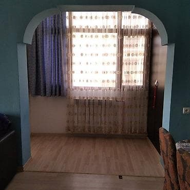 qubada satilan evler 2025: Bakida Nesimi metro Zerife parki yaninda gundelik/sutkaliq (gunluk — 7