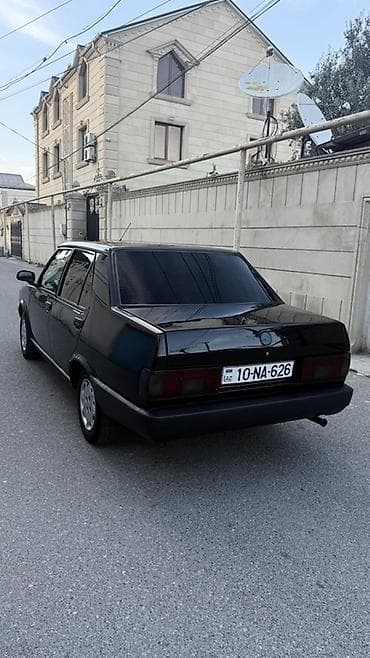 ucuz vito: Model: Sedan, 4 qapı Rəng: Qara (tam qara optika və tünd şüşələr) — 1