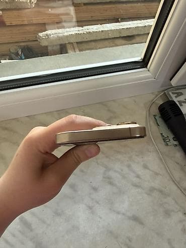 iphone 12 sade: IPhone 14 Pro, 256 GB, Qızılı, Face ID — 6