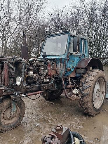 balaca maşın: MTZ Belarus tərkibli təkərlı traktor - Tam ölçülü kabin, iki ön — 2