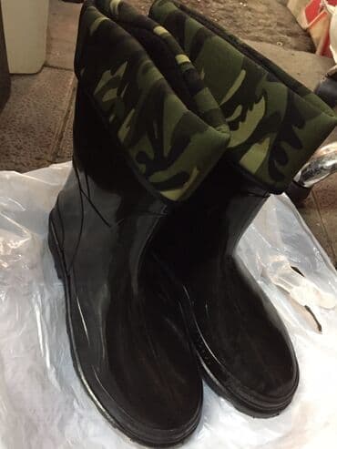 утепленные резиновые сапоги: Ölçü: 52, rəng - Qara, Yeni — 1