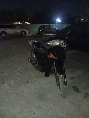 jonway moped: Moon — 1