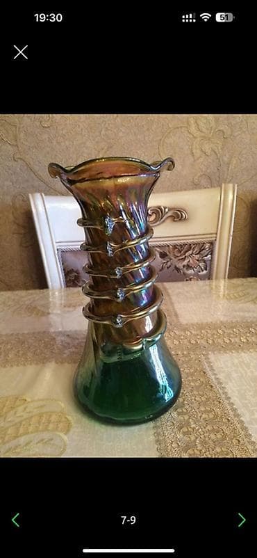 astra gulu: Bir vaza — 1