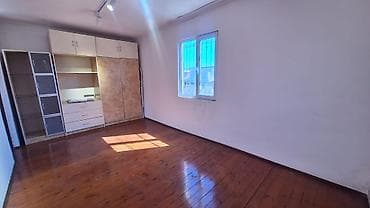 2 mərtəbə ev: Bakı, 4 otaqlı, Köhnə tikili, 200 kv. m — 10