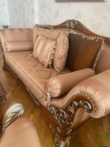 soyunma masası: İşlənmiş, Divan, Jurnal masası, Divan, 2 kreslo, Bazasız, Açılmayan — 3