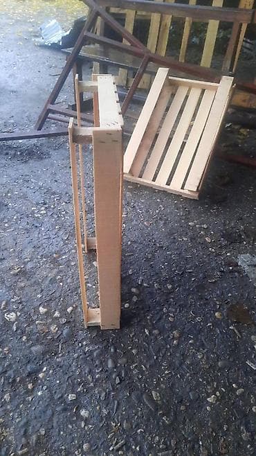 avadanlig: Salam padon ve tek taxta yesik mövcuddur taxta sasnadandir sam aqaci — 5