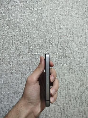 islenmis telvizor: IPhone 4S, 16 GB, Qara — 6