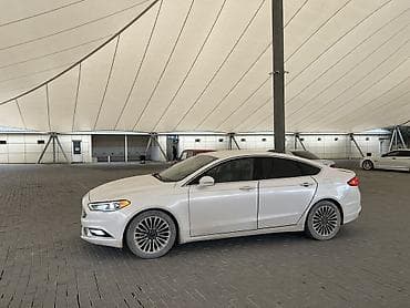 benzin daciki: Ford Fusion: 1.5 l | 2017 il Sedan — 6