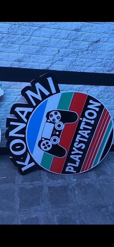 Biznes üçün avadanlıq: Reklam lövhəsi – “KONAMI PLAYSTATION” işıqlı vitrin/çöl tablosu - — 2