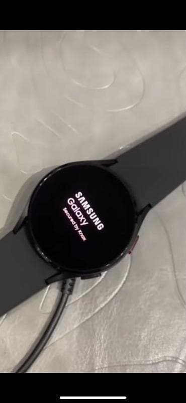 Samsung Galaxy ağıllı saat - Dairəvi AMOLED ekran, toxunma ilə