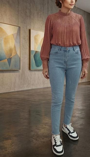 Şalvar satılır.Her biri baha alınıb.Razmerler 26 27 28 29 36 — 6