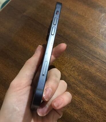 tek sexsiyyet vesiqesi ile telefon: IPhone 12, 64 GB, Qara, Face ID — 3