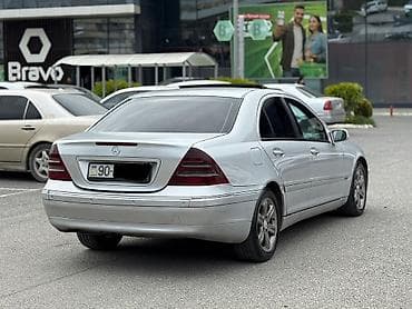mersedes babin: Mercedes-Benz C-Class: 2.2 l | 2001 il Sedan — 6