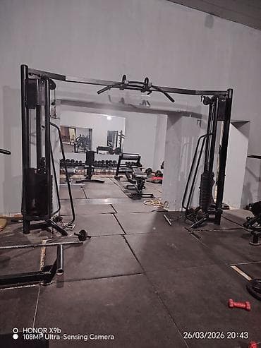 Tam avadanlıqlı fitnes/zal ləvazimatları paketi Trenajor zali hersey