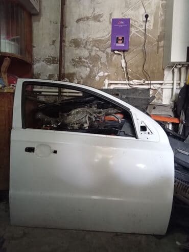 w211 qapi: Sağ ön, Chevrolet AVEO, 2011 il, ABŞ, Ünvandan götürmə — 2