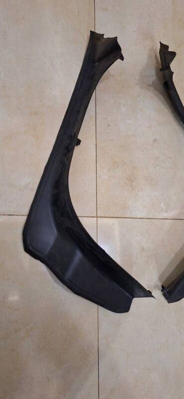 Yan və salon güzgüləri: Bmw G30 arxa baqajin plastmaslari sag sol original ustden cixma.Ela — 1