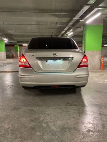 mercedes disk teker type 1 per page 40: Nissan Tiida sedan - Kül rəngə çalan açıq-bej eksteryer - 4 qapılı — 7