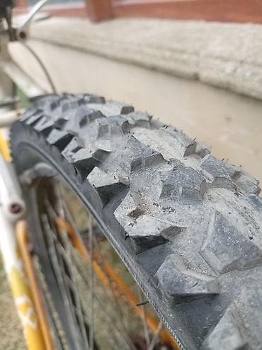 Kawasaki dağ velosipedi Demek olarki sürülmüyüb qalıb qıraqda — 5