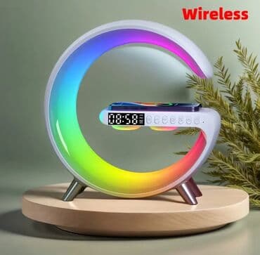 Masaüstü lampa yenidi, telefonlada idarə olunur, öz praqramı var