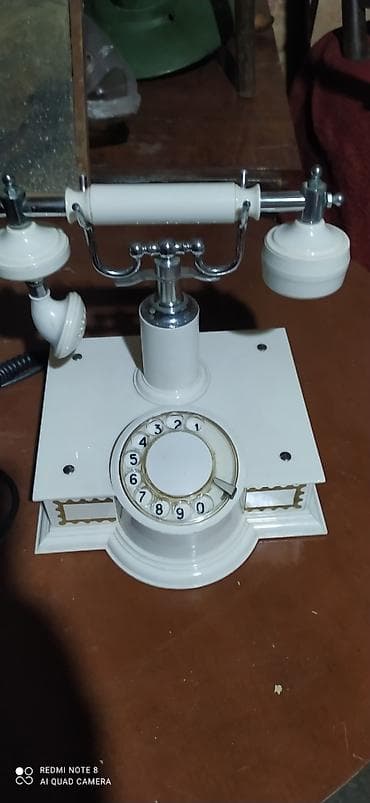 Спорт и хобби: Qedimi telefon 60 azn — 2