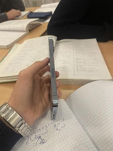 qiriq telefon: IPhone 13 Pro Max, 128 GB, Sierra Blue, Qırıq — 5