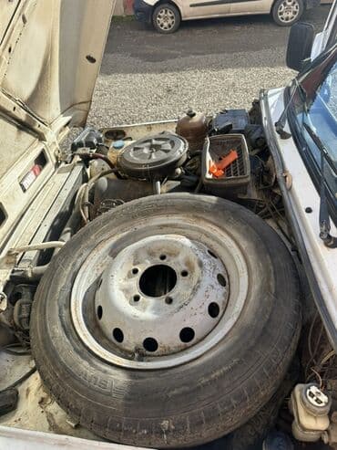 kia islenmis ehtiyyat hisseleri: Lada Niva 2131, ağ rəng, 4 qapılı İli 1999. Yürüş 240380. 1.8 — 10