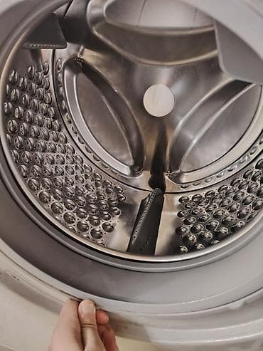 Zərərvericilərə qarşı mübarizə aparatları: SuperMax ön yükleməli paltaryuyan maşın - Yük tutumu: 6.5 kq (paneldə — 2