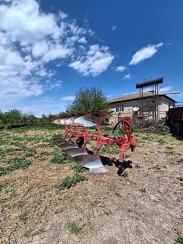esger salvarlari: Dönər kotan Bir başa Əlaqə saxlayın — 8