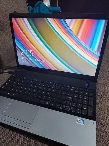 asus x 550 c: Samsung noutbuk - Ekran: təxminən 15.6", geniş ekran, LED - — 1