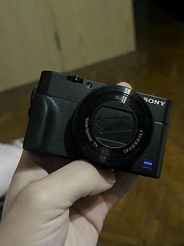 usb vifi: Sony kompakt fotoaparat – RX100 seriyası (ZEISS Vario‑Sonnar T* — 2