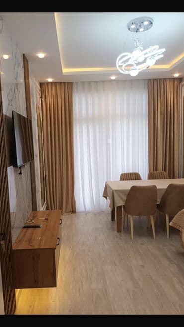 Digər mebel: Məhsul: Qonaq otağı üçün tam mebel dəsti Tərkib: - 4 nəfərlik yemək — 2