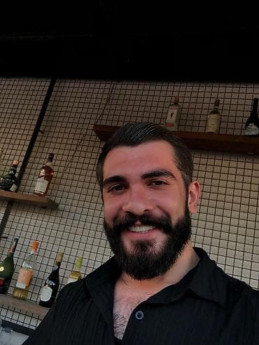 5 ilden bartig bar sahesinde tecrubem var hazirda barmen, chef