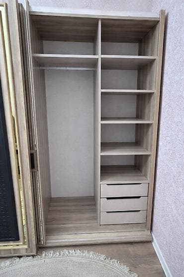 kravat satisi: ‼️ SATILIR ‼️ Çox səliqəli vəziyyətdə 3 qapılı güzgülü skaf satılır — 3