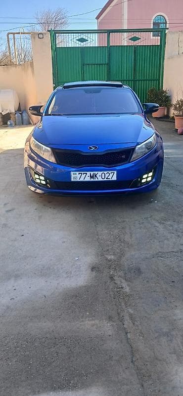 Məhsul: Sedan tipli mavi rəngli avtomobil (nömrə: 77-MK-027) Təsvir