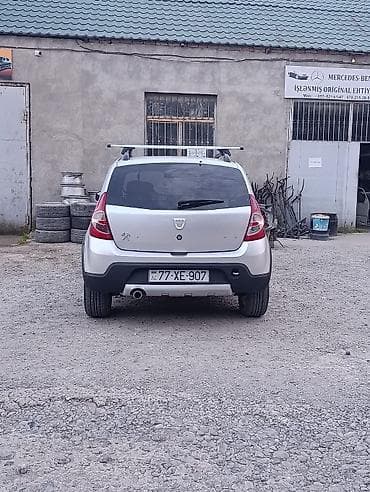 Dacia: Dacia Sandero: 1.5 l | 2011 il 290000 km Hetçbek — 4