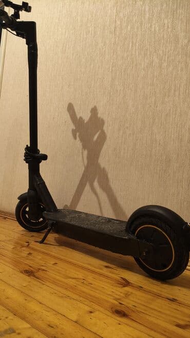 elekdirikli sukuter: İşlənmiş Elektrik samokat 10", 351 - 500 Vt, 16 - 25 km/s, Ünvandan götürmə, Pulsuz çatdırılma, Ödənişli çatdırılma — 8