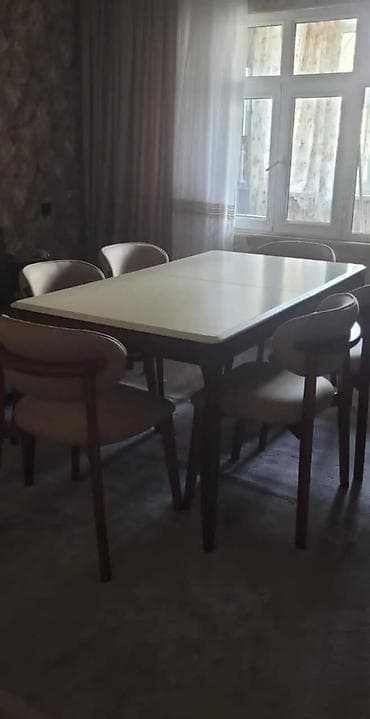 Masa dəsti 600azn təcili satılır 6 stuldu masa açılır istifadə