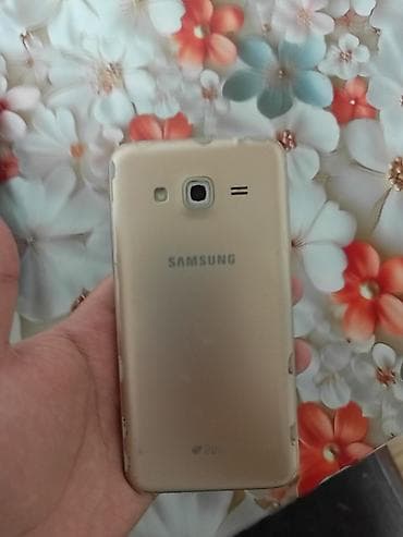 samsung galaxy 5: Samsung rəng - Qızılı, İki sim kartlı — 2