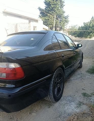 azsamand diski: BMW 5 series: 2.5 l | 2003 il Sedan — 4